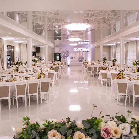 Hotel Elysium Irshava Dış mekan fotoğraf